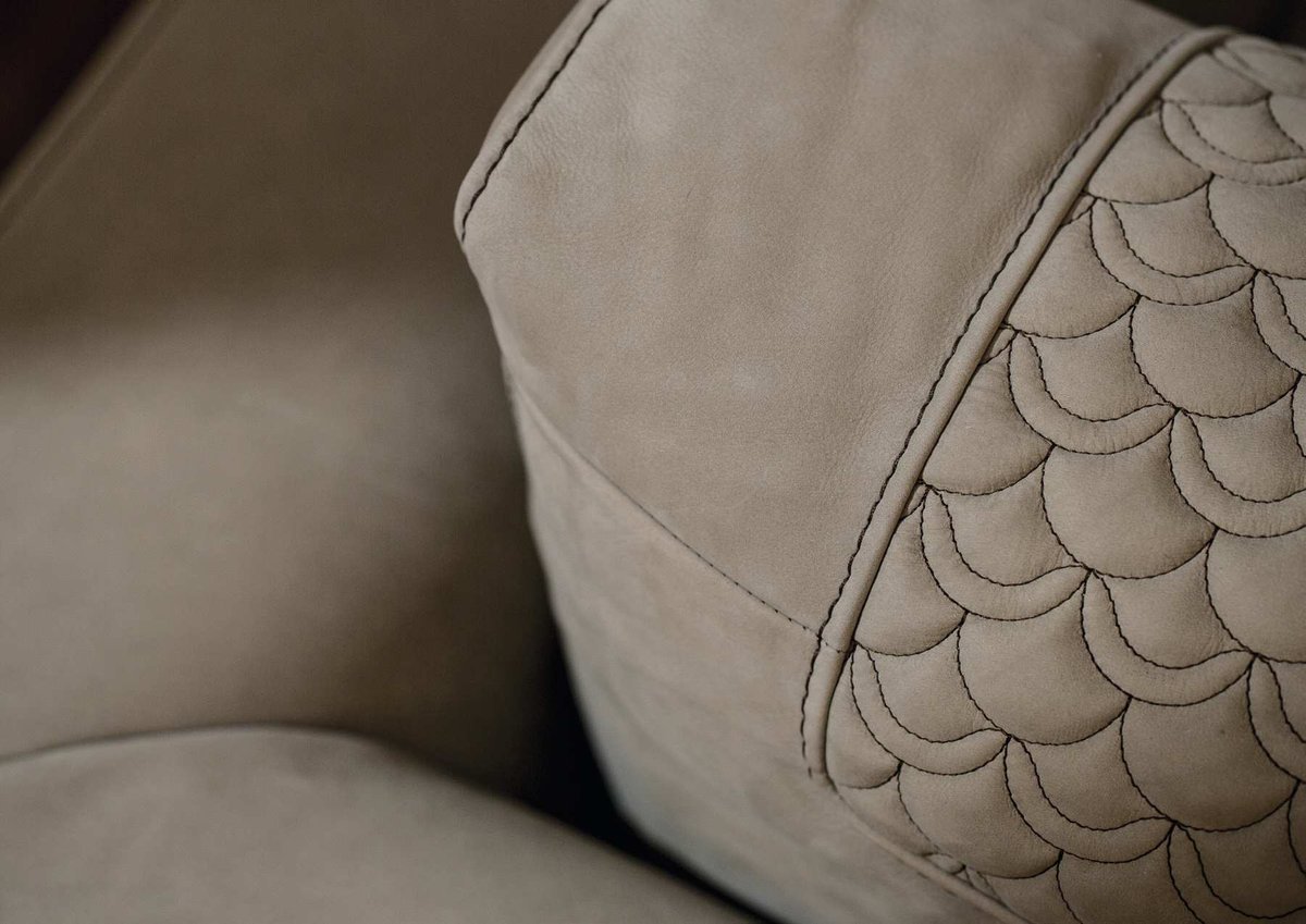 Sofa · R8613 — Detail