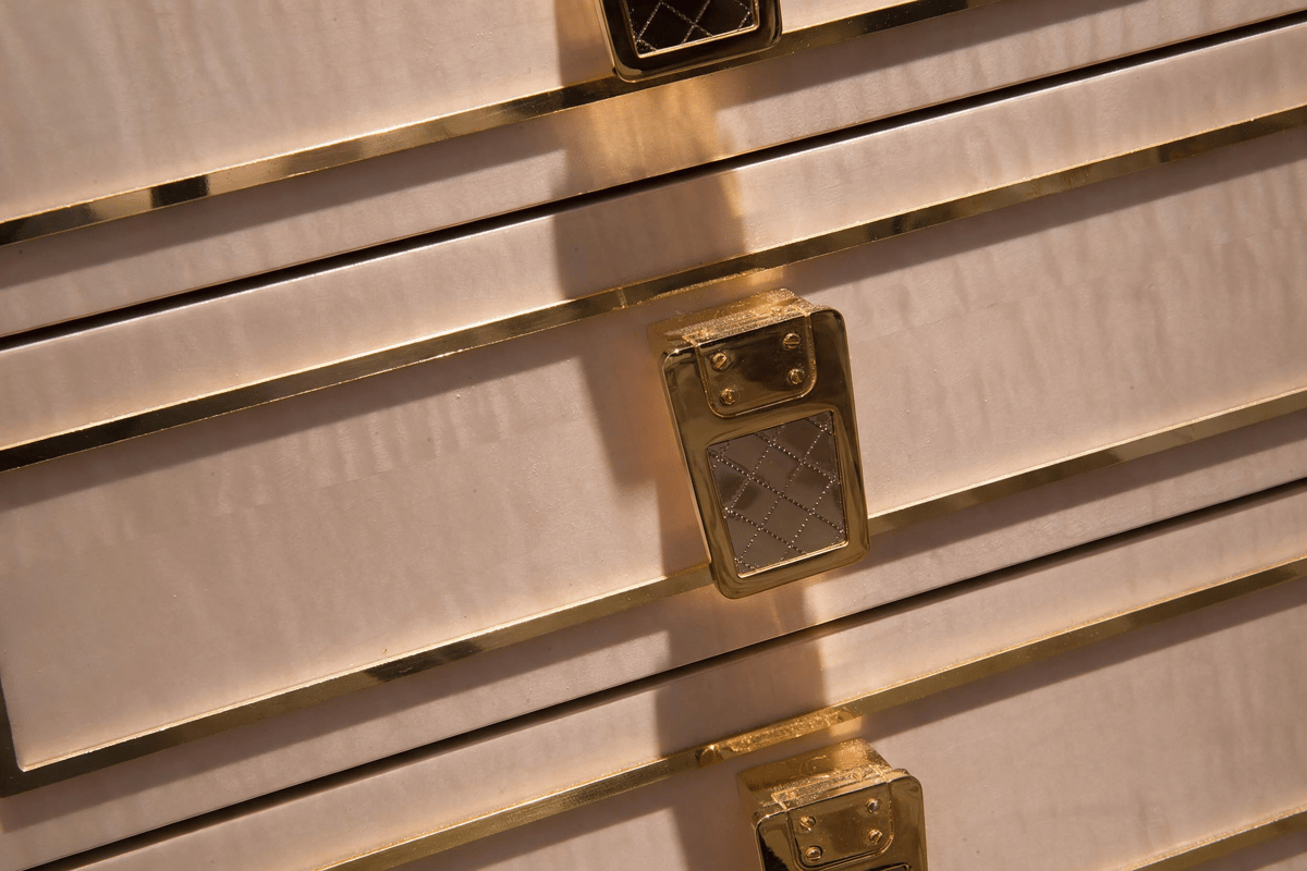 TV stand · R8503 — Detail