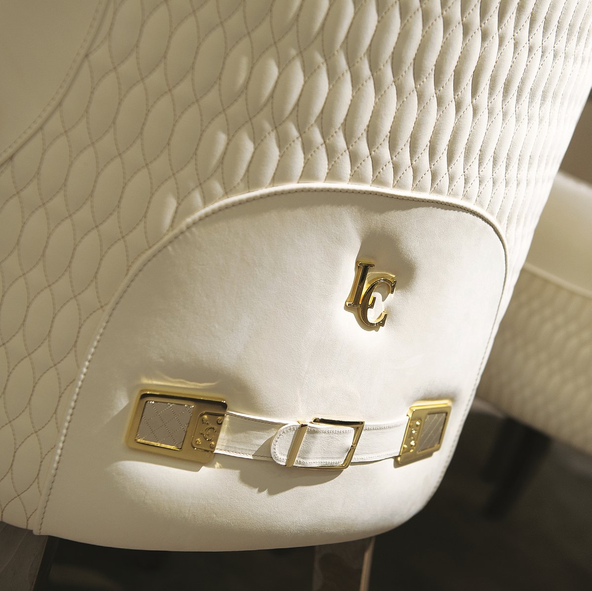 Chair · R8513 — Detail