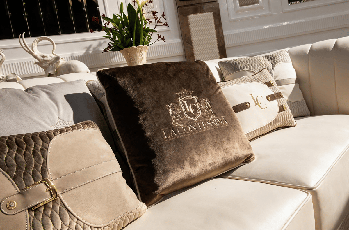 Sofa · R8507 — Detail